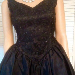 Jessica McClintock Vintage Gunne Sax 1980s  black sequin satin party dress